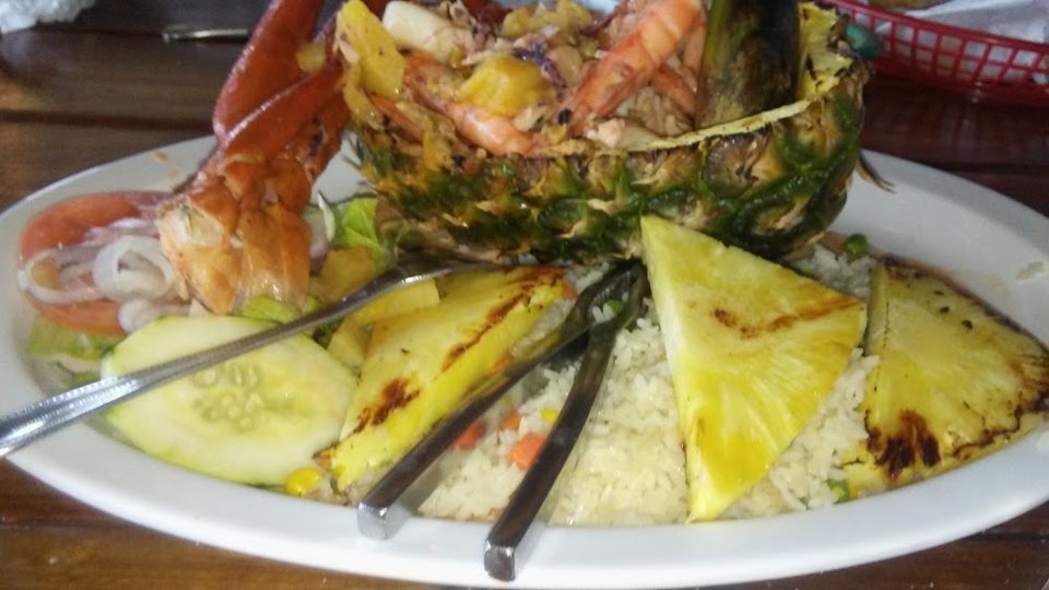 Mariscos Molcajete